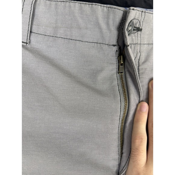 Tommy Bahama Shorts Mens 38 Pocket Lightweight Outdoors Chino Gray - Picture 7 of 8